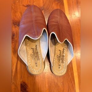 Sabah Fort Worth Sandals